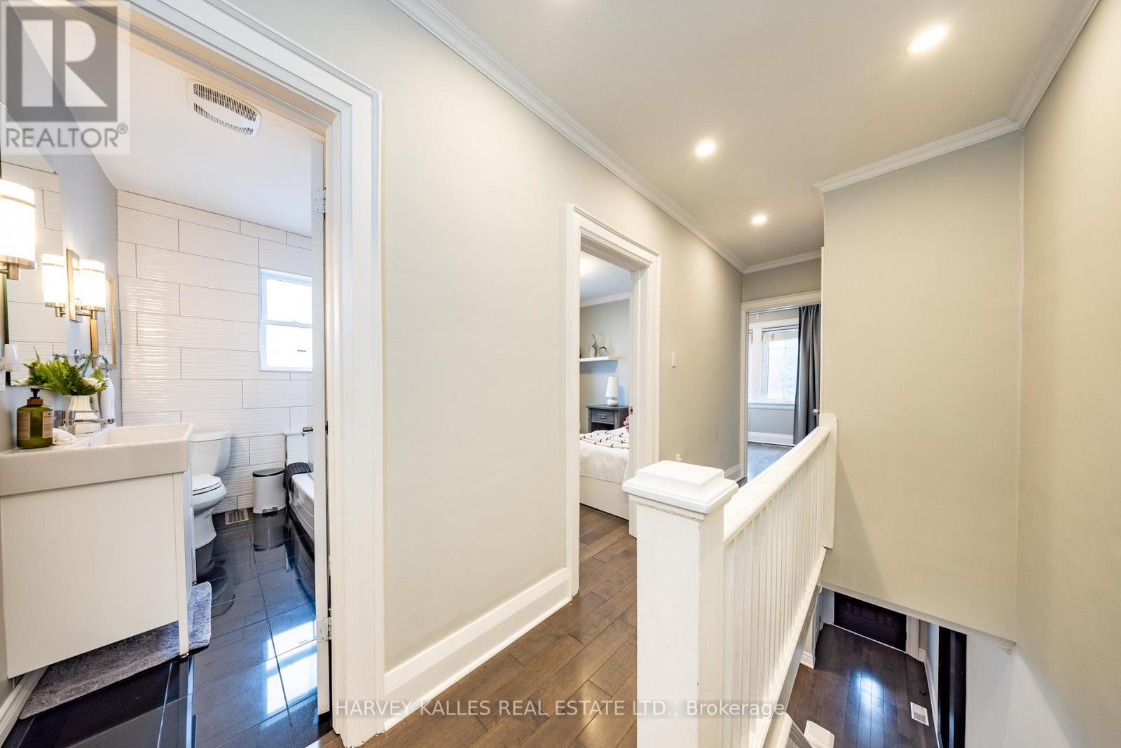 253 Broadway Avenue, Toronto, Ontario  M4P 1W1 - Photo 36 - C12963170