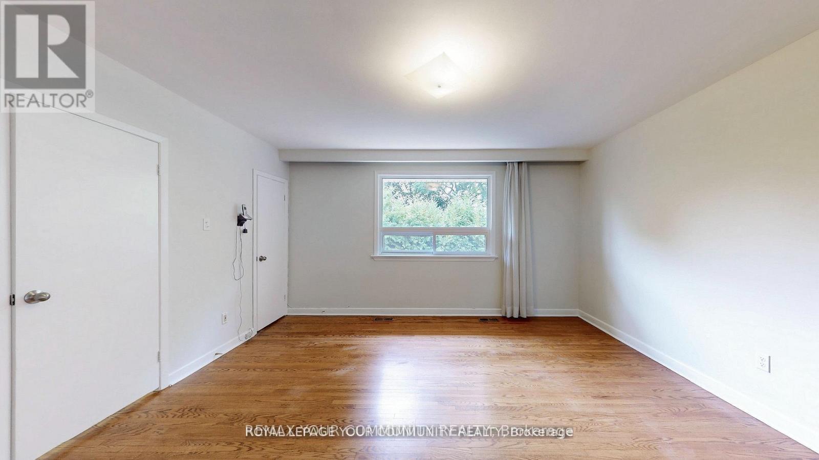 39 Silverview Drive, Toronto, Ontario  M2M 2B5 - Photo 17 - C12963182