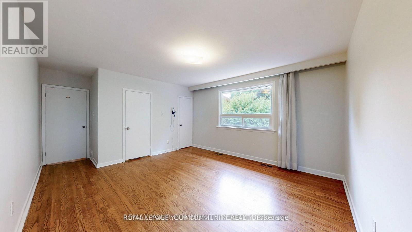 39 Silverview Drive, Toronto, Ontario  M2M 2B5 - Photo 18 - C12963182