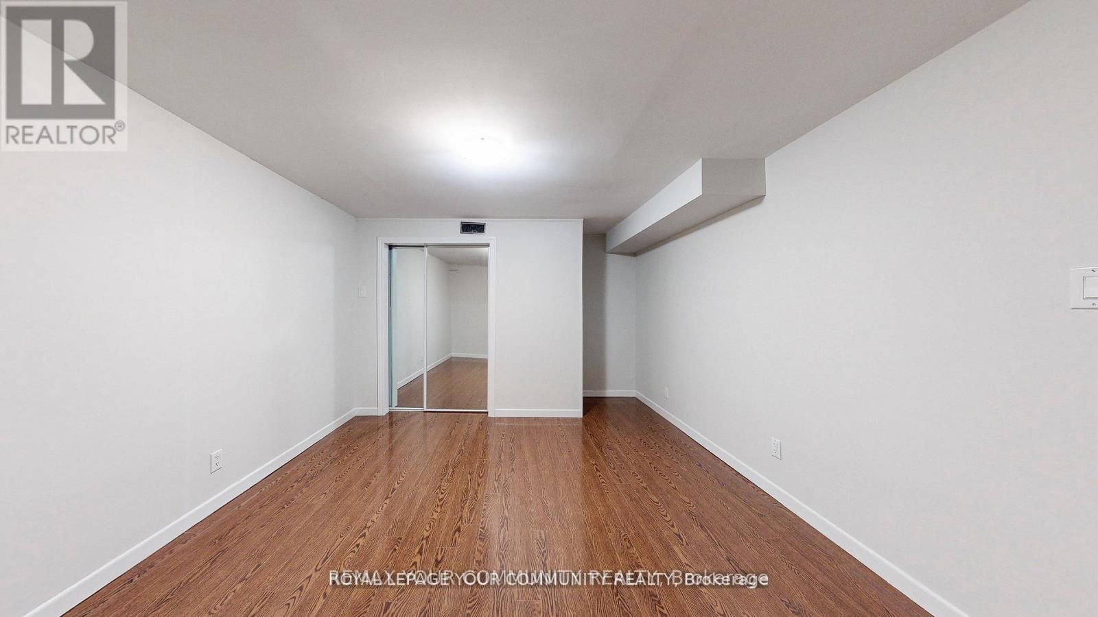 39 Silverview Drive, Toronto, Ontario  M2M 2B5 - Photo 39 - C12963182