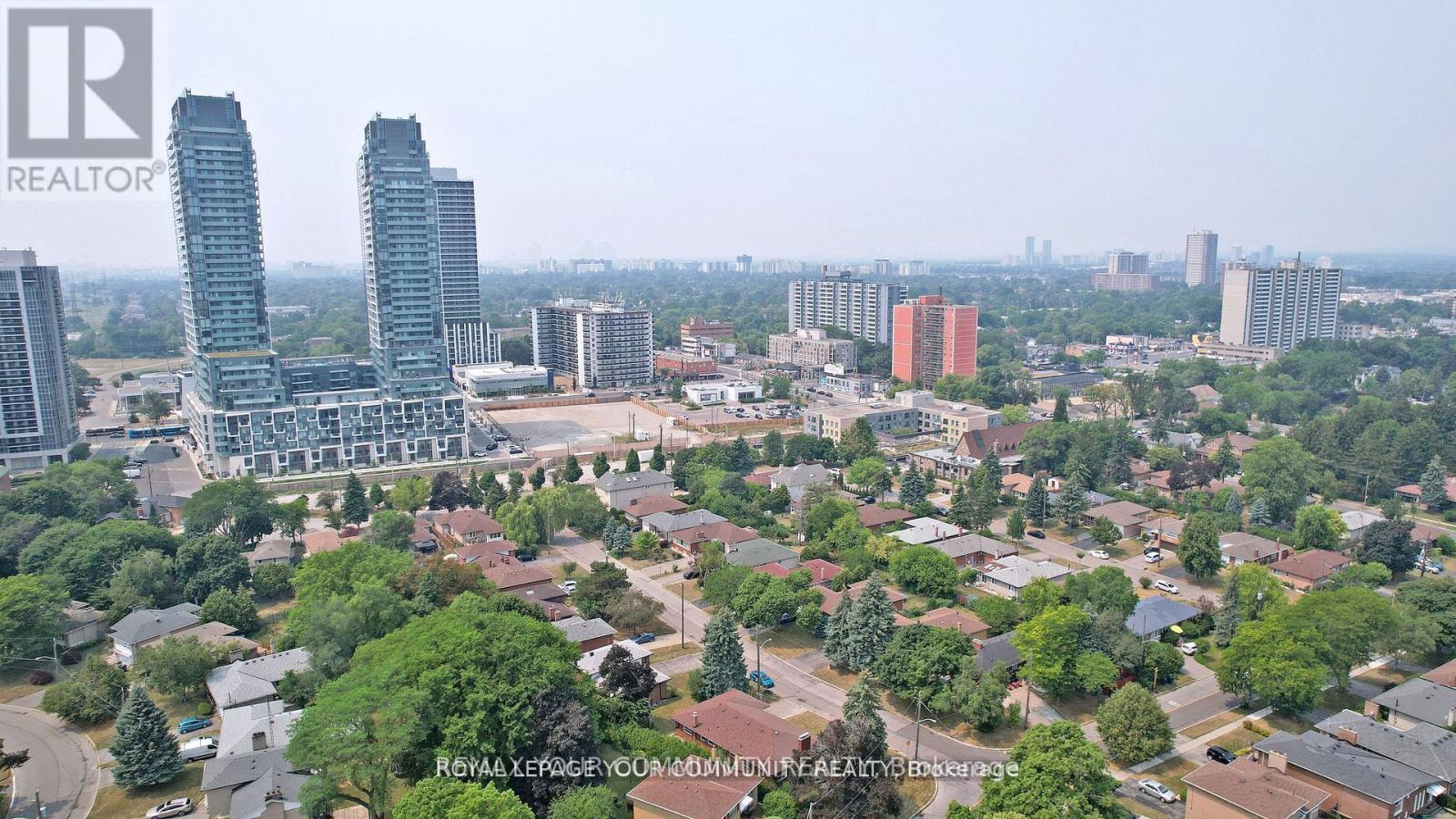 39 Silverview Drive, Toronto, Ontario  M2M 2B5 - Photo 50 - C12963182