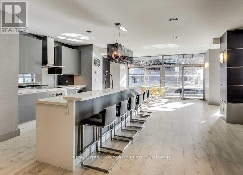 807 - 399 Adelaide Street W, Toronto, Ontario  M5V 1S1 - Photo 16 - C12963210