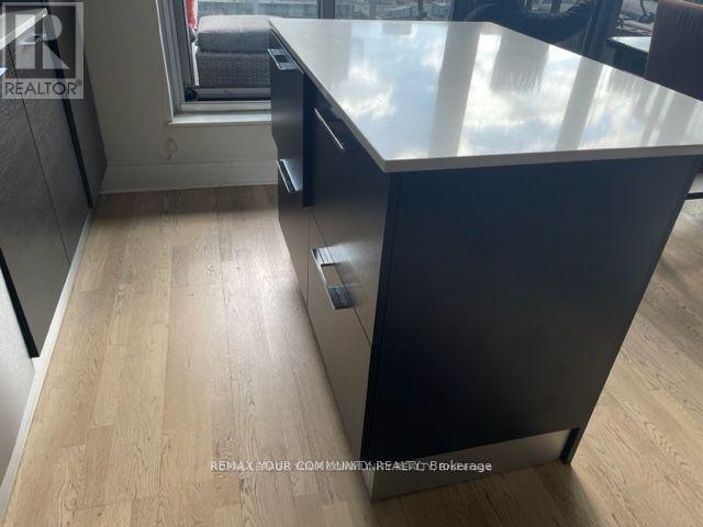 807 - 399 Adelaide Street W, Toronto, Ontario  M5V 1S1 - Photo 8 - C12963210