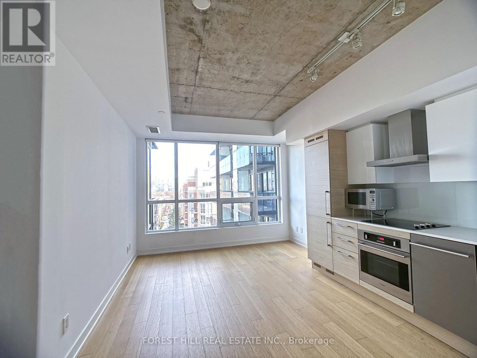 608 - 1030 King Street W, Toronto, Ontario  M6K 0B4 - Photo 2 - C12963226