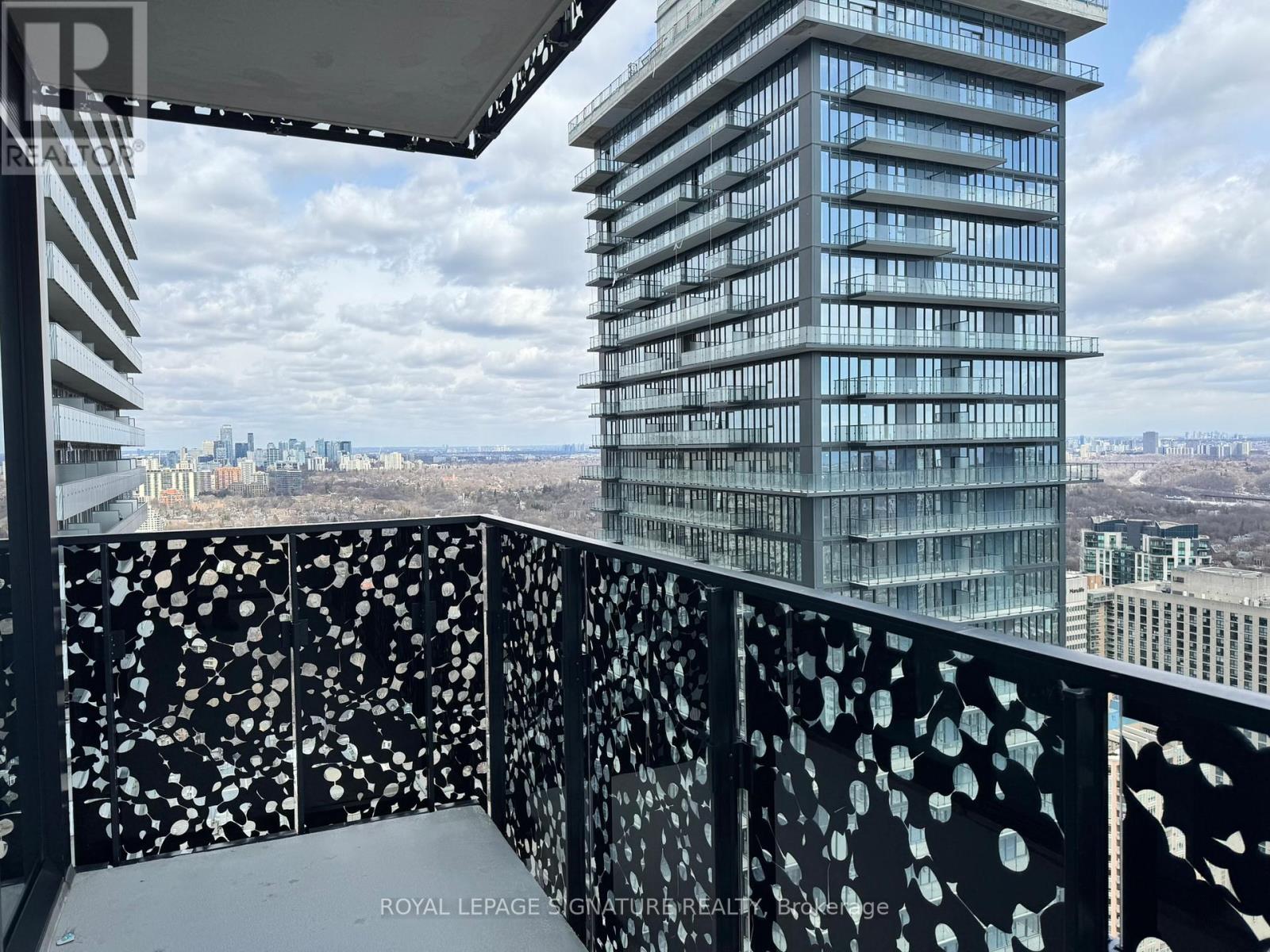 4211 - 55 Charles Street E, Toronto, Ontario  M4Y 0J1 - Photo 23 - C12963276