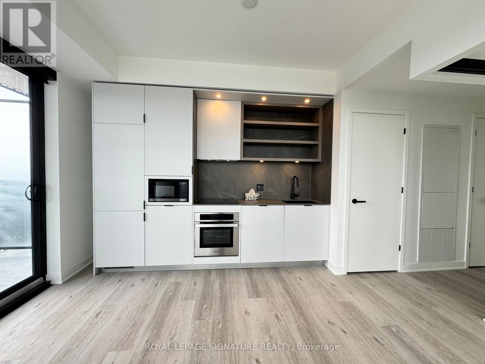 4211 - 55 Charles Street E, Toronto, Ontario  M4Y 0J1 - Photo 3 - C12963276