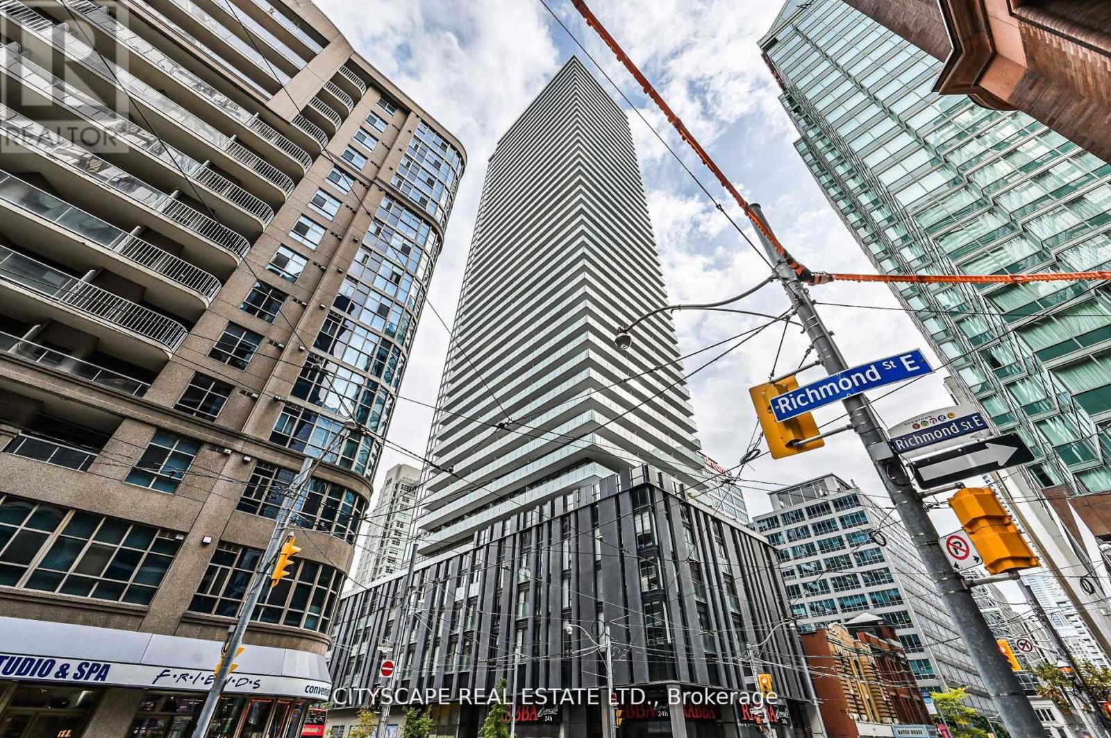 219 - 25 RICHMOND STREET, Toronto, Ontario