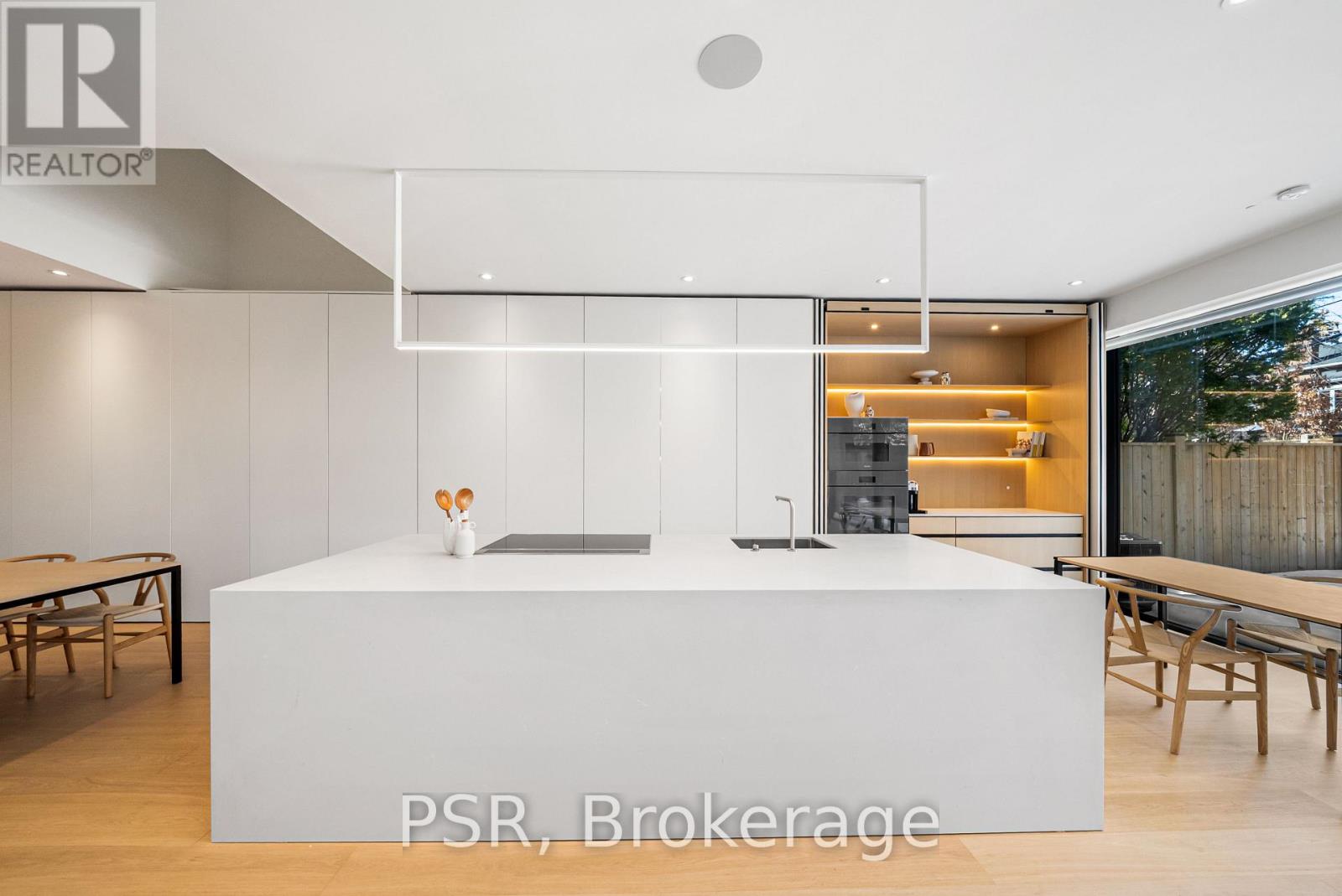 188 Montclair Avenue, Toronto, Ontario  M5P 1P9 - Photo 12 - C12963352