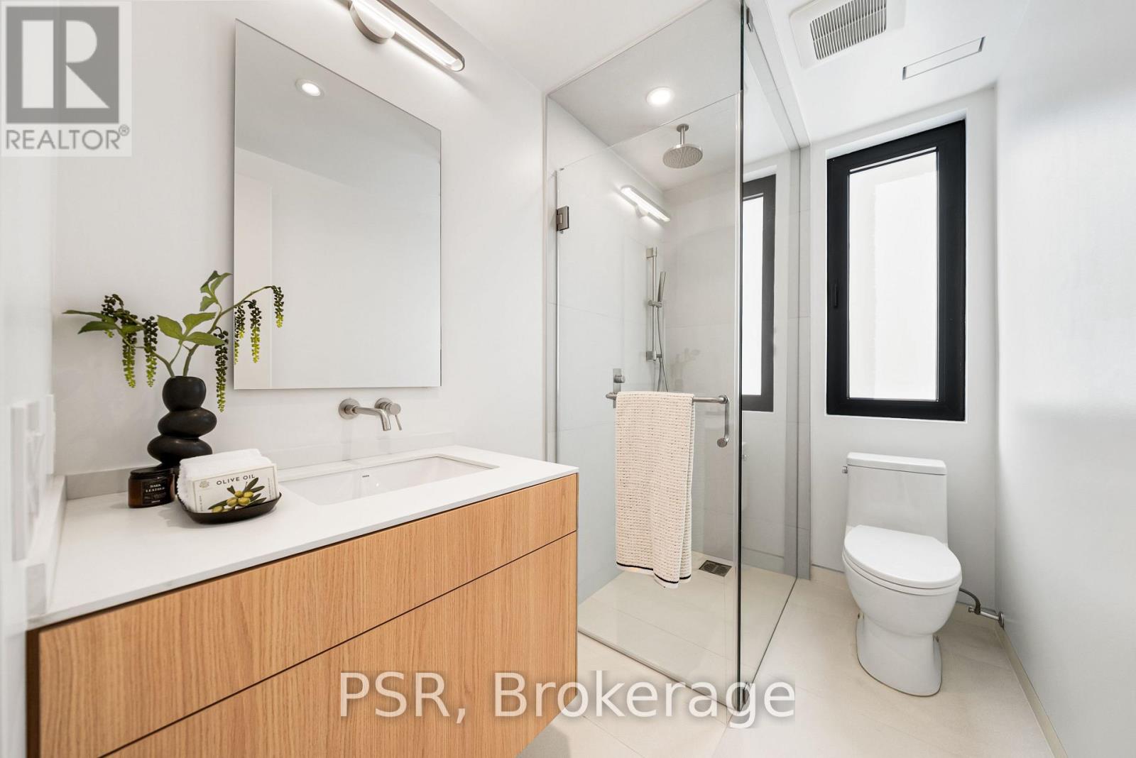 188 Montclair Avenue, Toronto, Ontario  M5P 1P9 - Photo 21 - C12963352