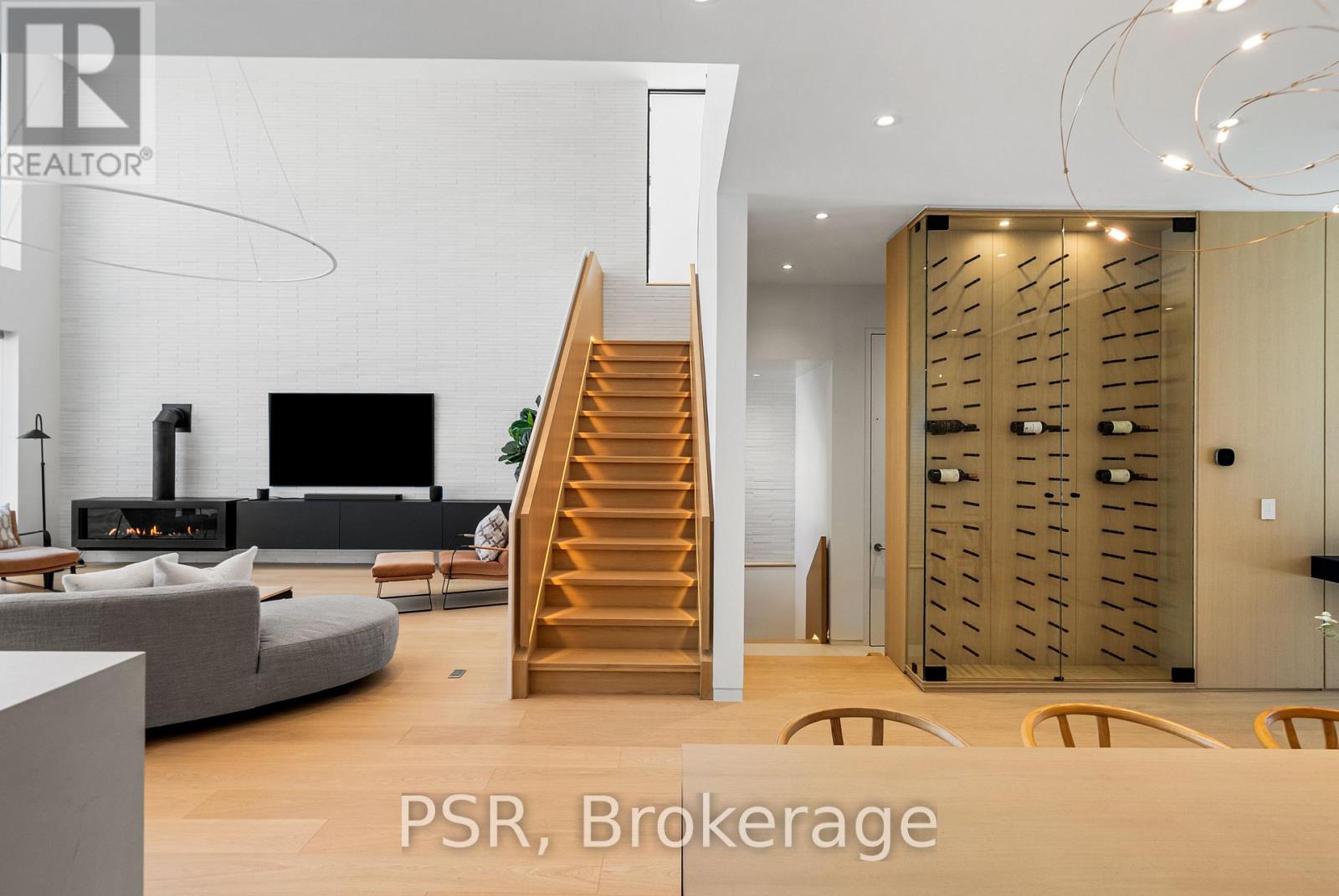 188 Montclair Avenue, Toronto, Ontario  M5P 1P9 - Photo 8 - C12963352