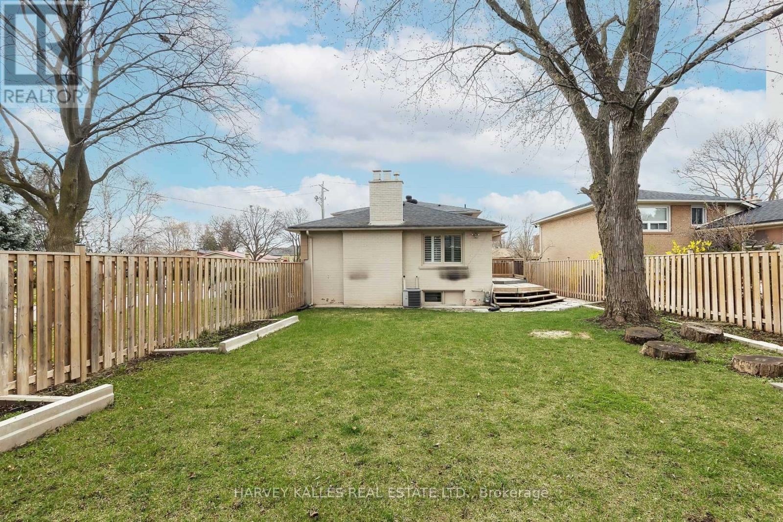 48 Bunty Lane, Toronto, Ontario  M2K 1W6 - Photo 29 - C12963374