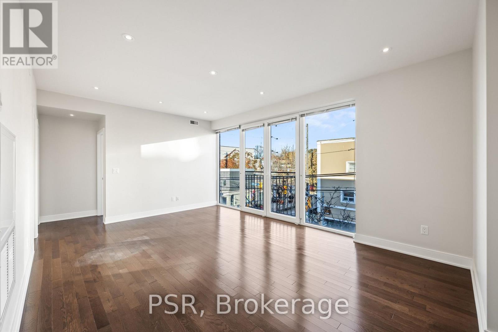 4 - 114 Ossington Avenue, Toronto, Ontario  M6J 2Z4 - Photo 8 - C12963376