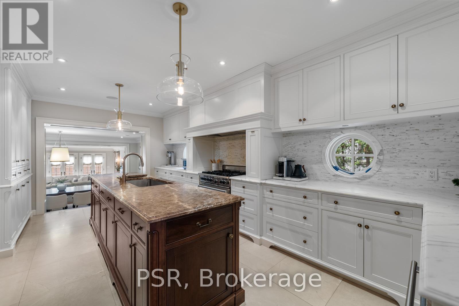 80 Old Forest Hill Road, Toronto, Ontario  M5P 2R5 - Photo 16 - C12963400