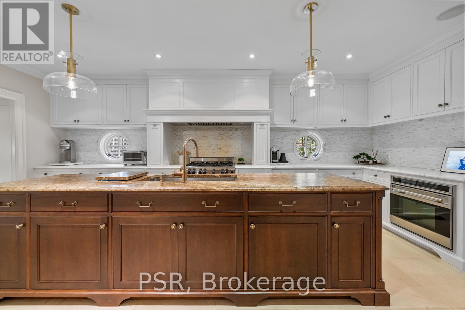 80 Old Forest Hill Road, Toronto, Ontario  M5P 2R5 - Photo 19 - C12963400