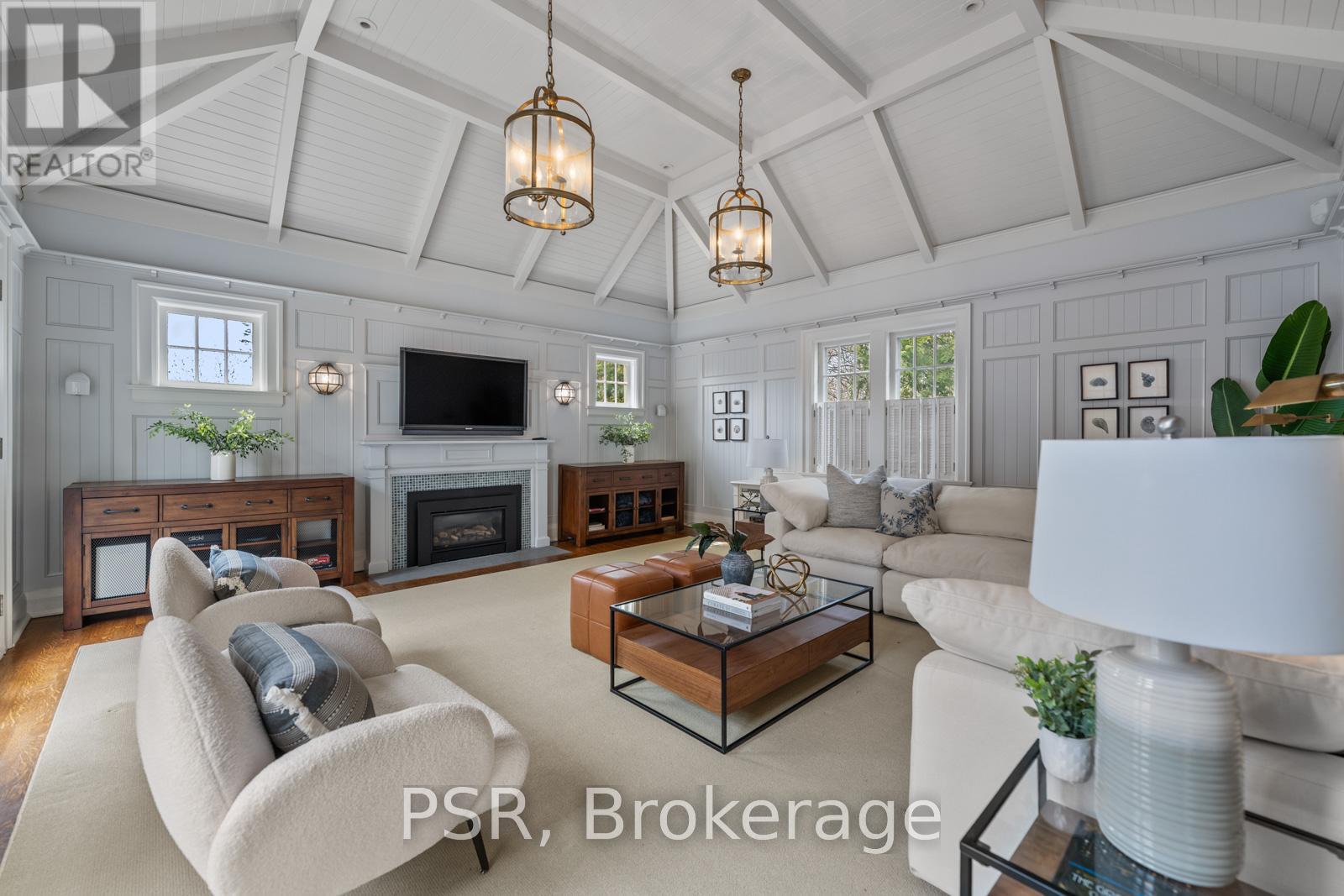 80 Old Forest Hill Road, Toronto, Ontario  M5P 2R5 - Photo 4 - C12963400