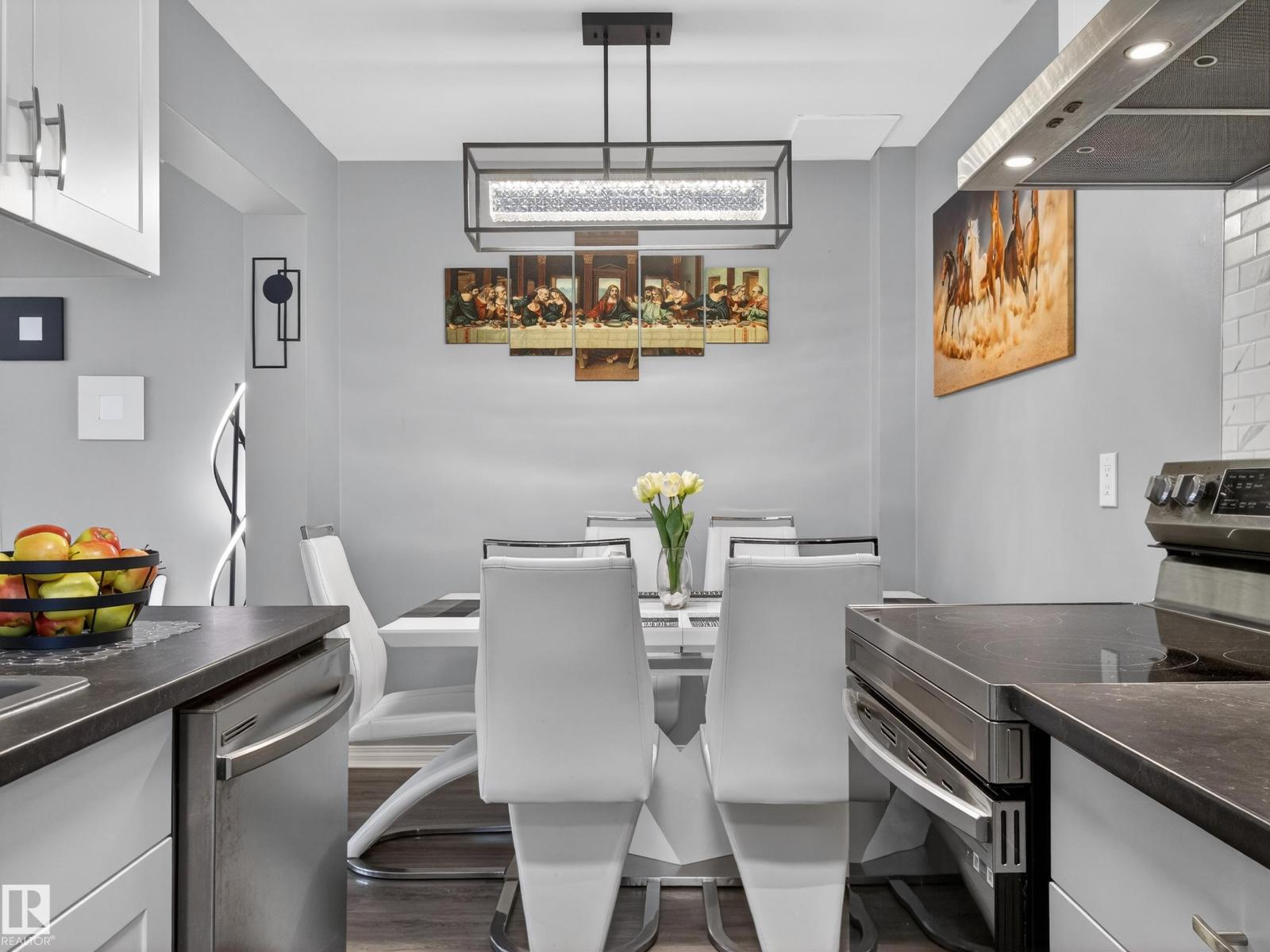 18f Callingwood Co Nw, Edmonton, Alberta  T5T 0H5 - Photo 7 - E4480847