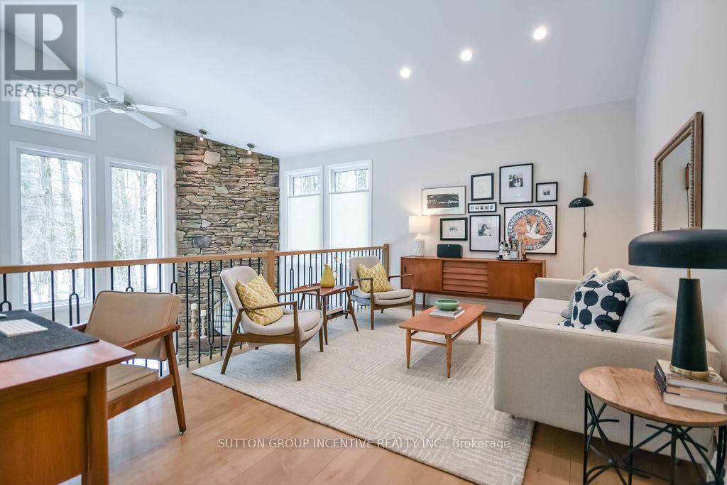 11 Beechwood Road, Oro-Medonte, Ontario  L4M 4Y8 - Photo 17 - S12962818