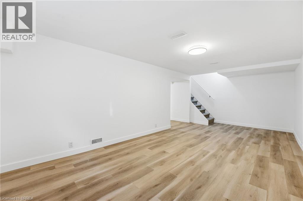 35 Oakhill Drive Unit# 20c, Brantford, Ontario  N3T 1R1 - Photo 21 - 40817512