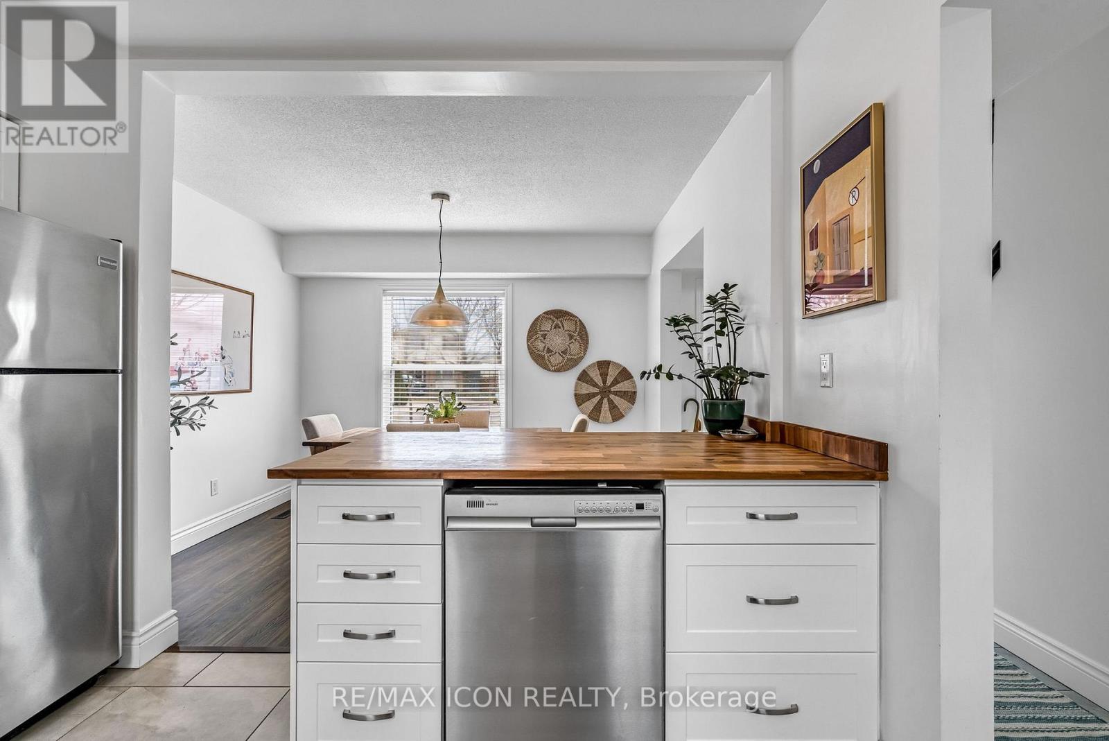 82 Bloomsbury Court, London East, Ontario  N5V 3N8 - Photo 13 - X12963166