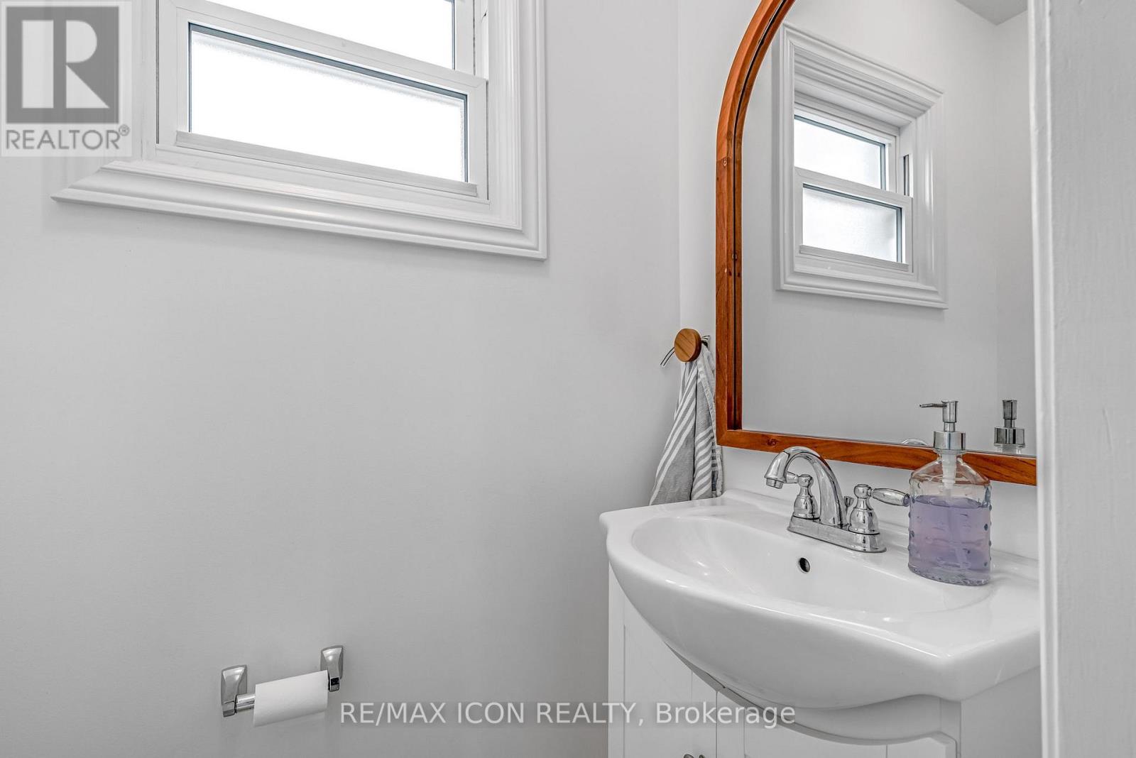 82 Bloomsbury Court, London East, Ontario  N5V 3N8 - Photo 23 - X12963166