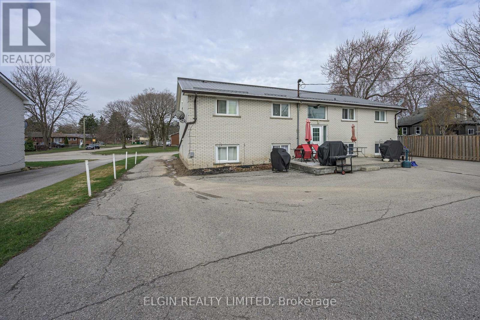 79 Joyce Street, St. Thomas, Ontario  N5P 3M3 - Photo 6 - X12963218
