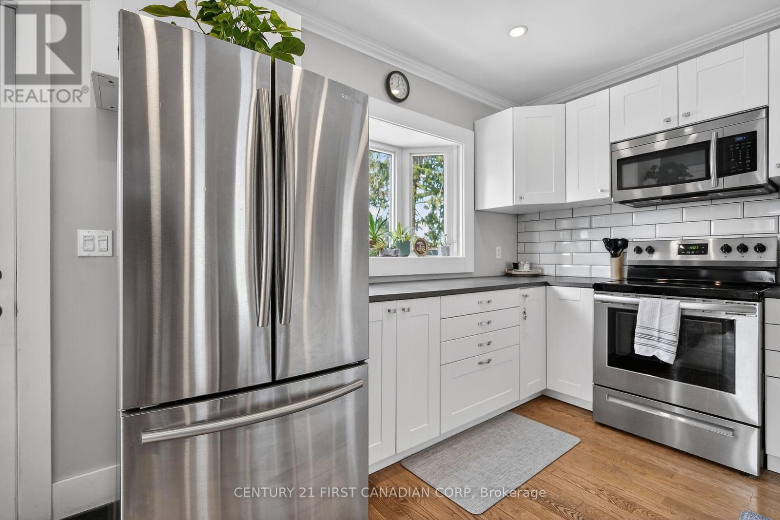 Photo 11 of 45 for 557 Boler Road