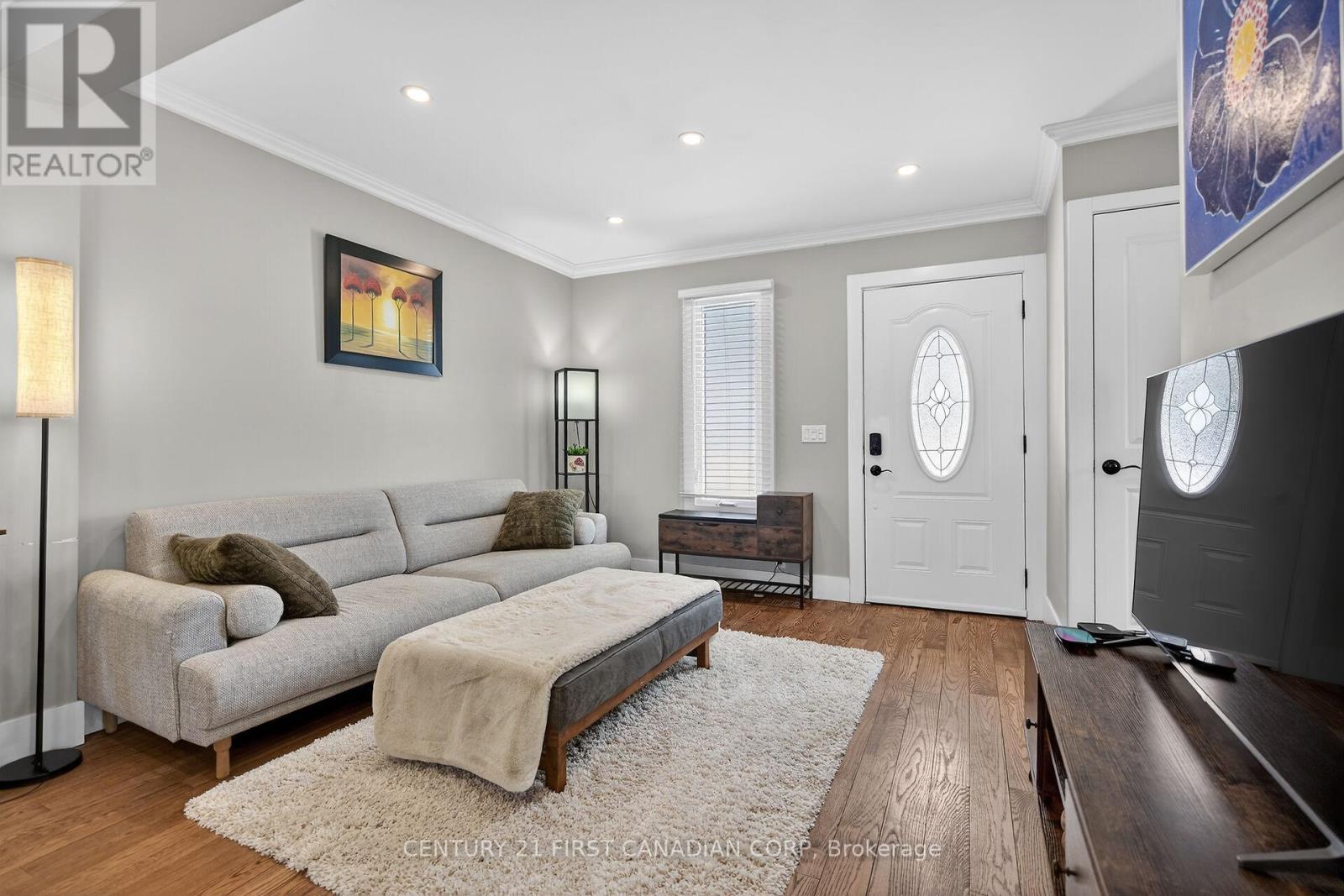 Photo 5 of 45 for 557 Boler Road