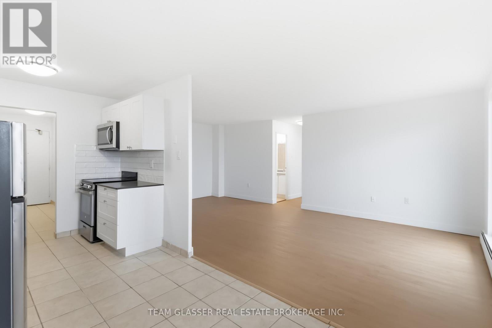 802 - 498 Queens Avenue, London East, Ontario  N6B 3K9 - Photo 11 - X12963402