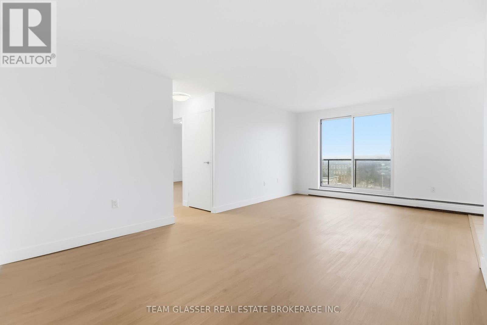 802 - 498 Queens Avenue, London East, Ontario  N6B 3K9 - Photo 3 - X12963402