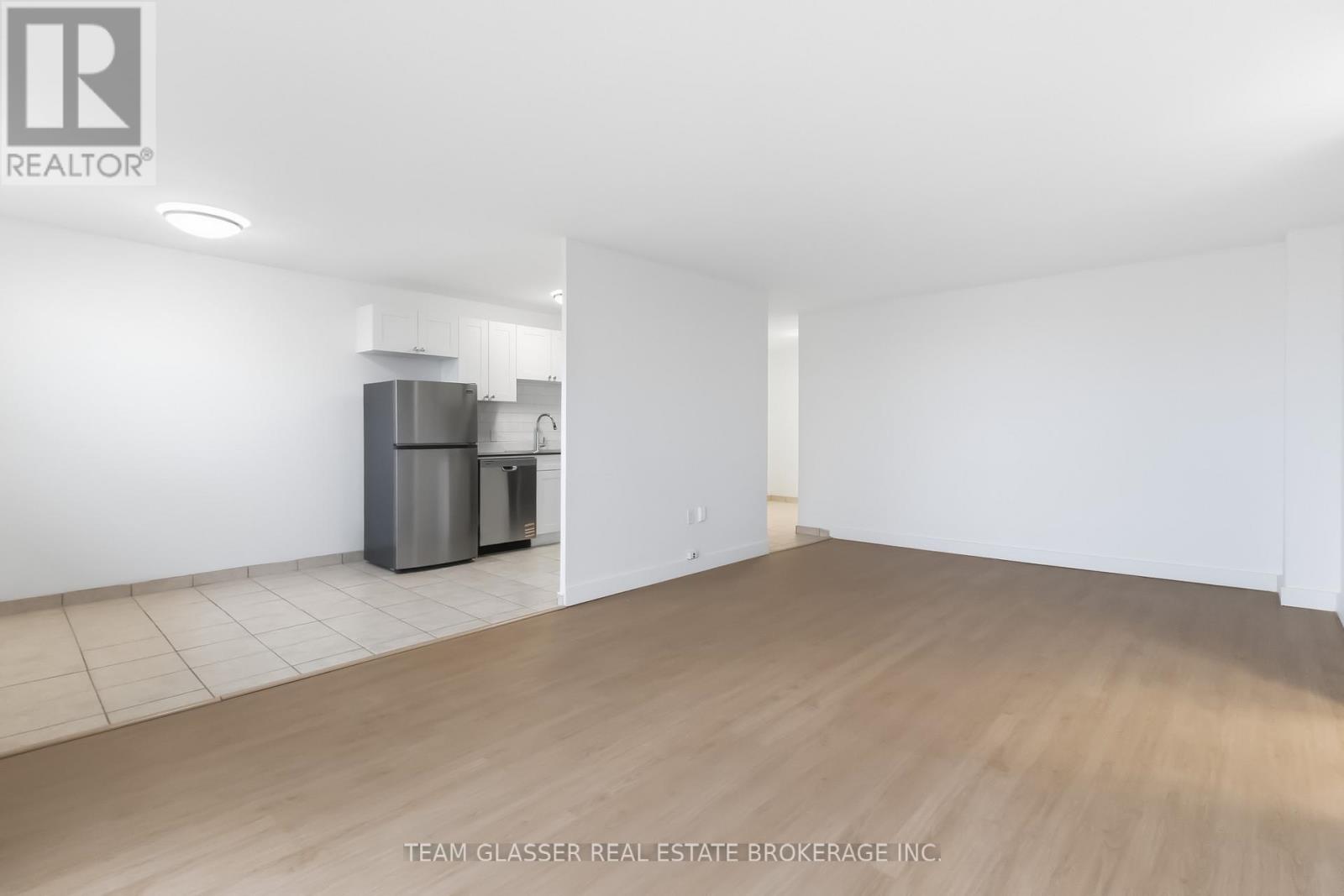 802 - 498 Queens Avenue, London East, Ontario  N6B 3K9 - Photo 6 - X12963402