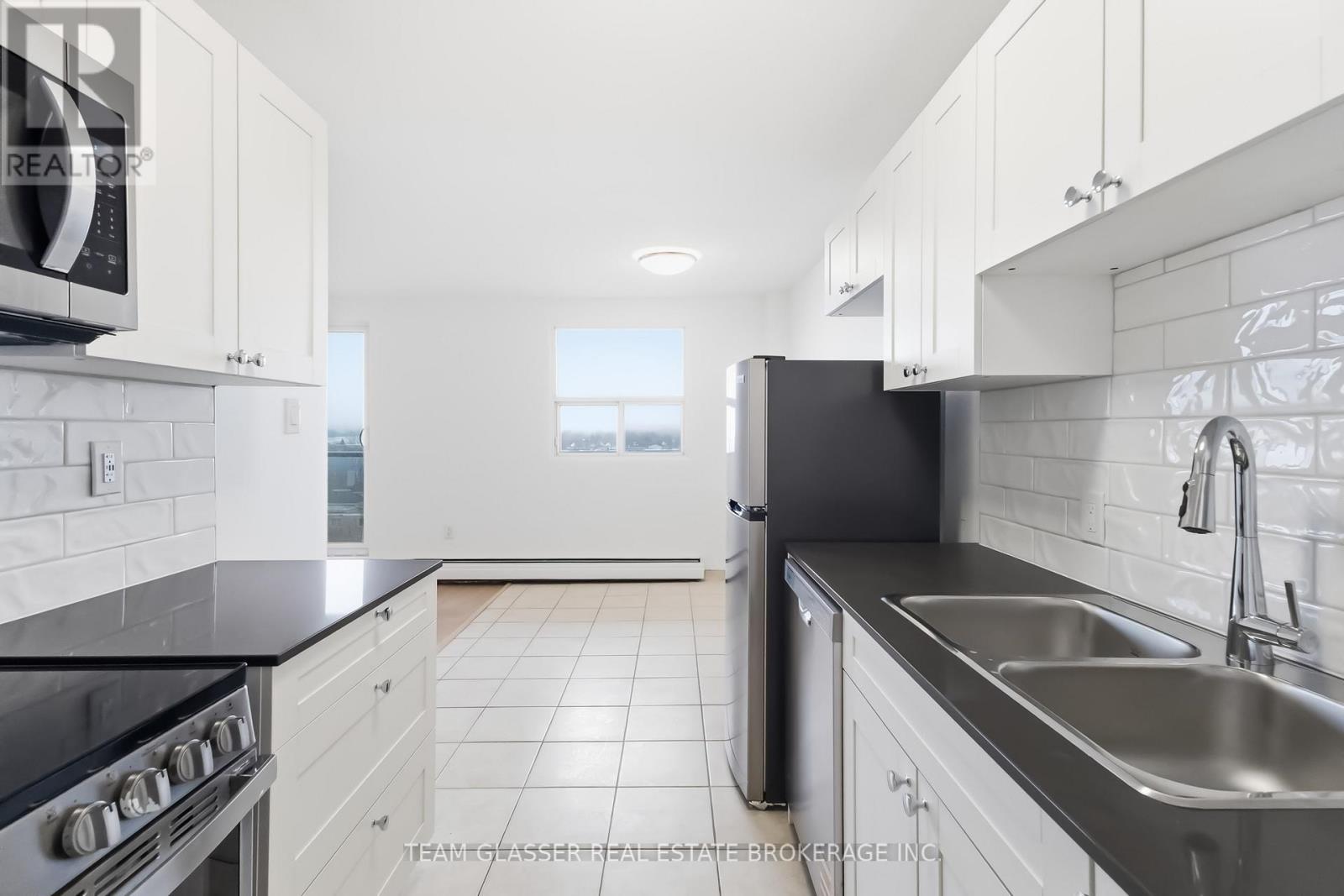 802 - 498 Queens Avenue, London East, Ontario  N6B 3K9 - Photo 8 - X12963402