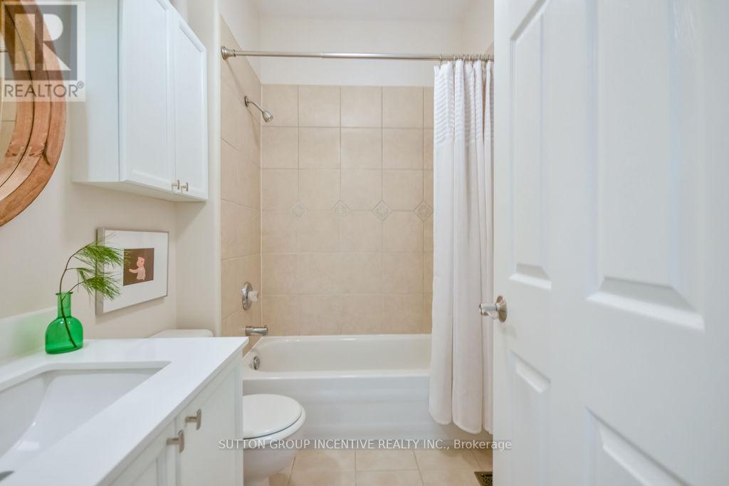 11 Beechwood Road, Oro-Medonte, Ontario  L4M 4Y8 - Photo 21 - S12962818