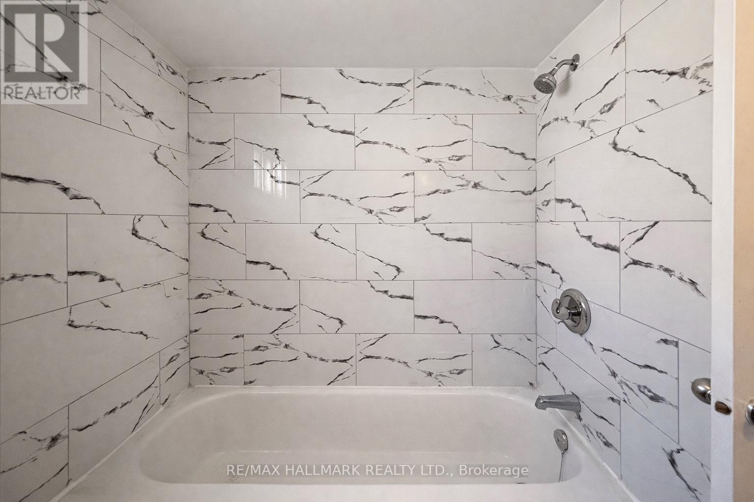 25 Lady Bower Crescent, Toronto, Ontario  M1B 4R3 - Photo 10 - E12963230