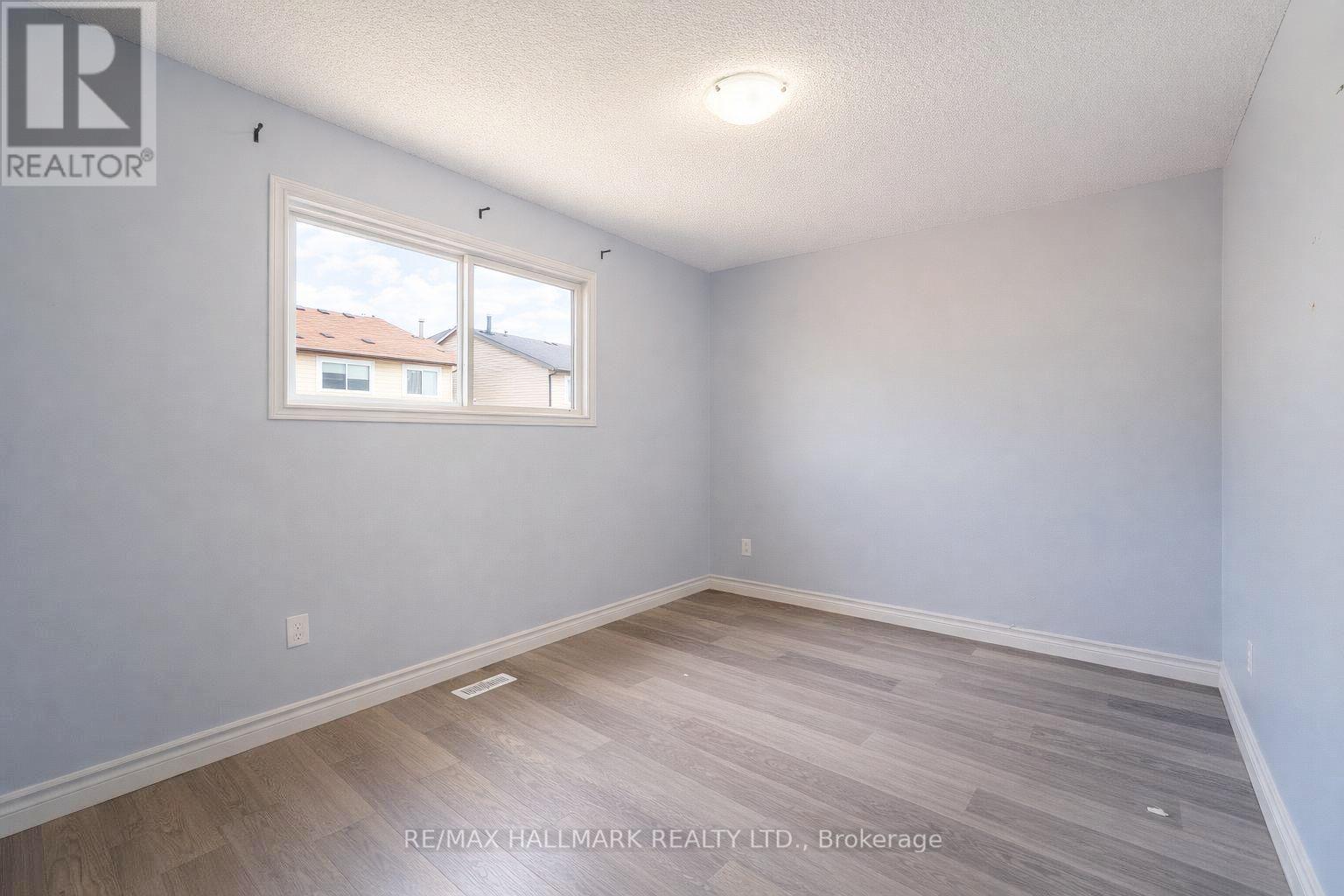 25 Lady Bower Crescent, Toronto, Ontario  M1B 4R3 - Photo 12 - E12963230