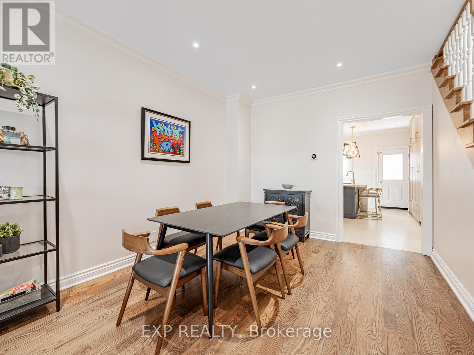 223 Gowan Avenue, Toronto, Ontario  M4J 2K7 - Photo 8 - E12963252