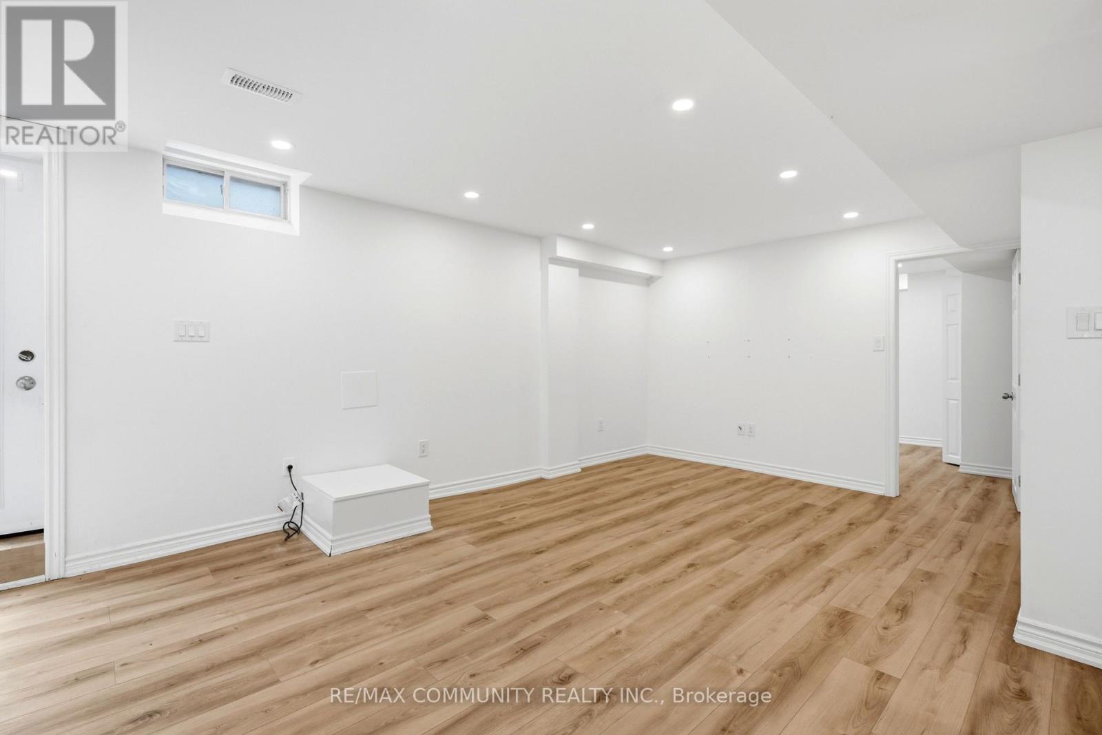 Lower - 39 Carter-Bennett Drive, Ajax, Ontario  L1T 4N4 - Photo 4 - E12963300