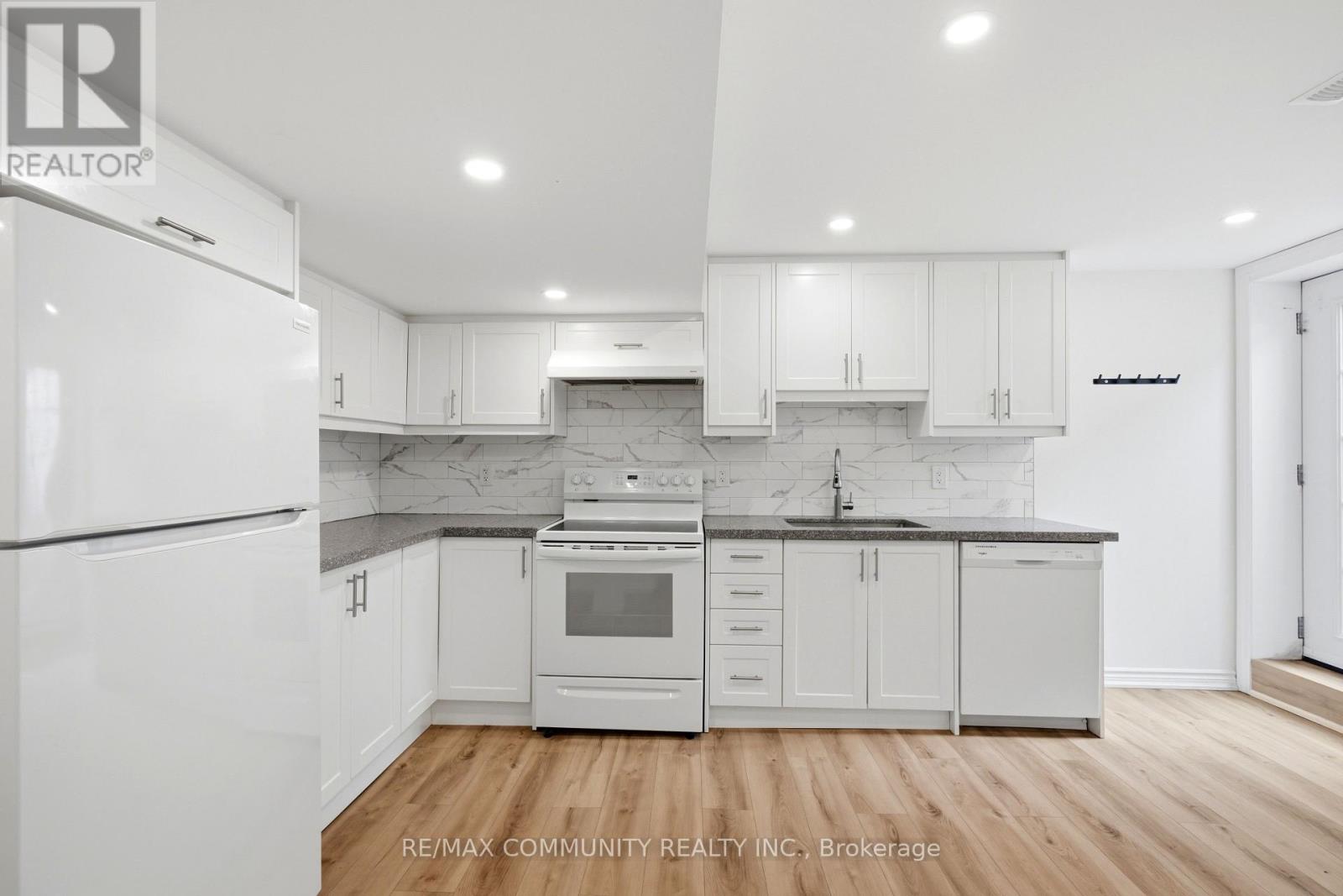 Lower - 39 Carter-Bennett Drive, Ajax, Ontario  L1T 4N4 - Photo 8 - E12963300