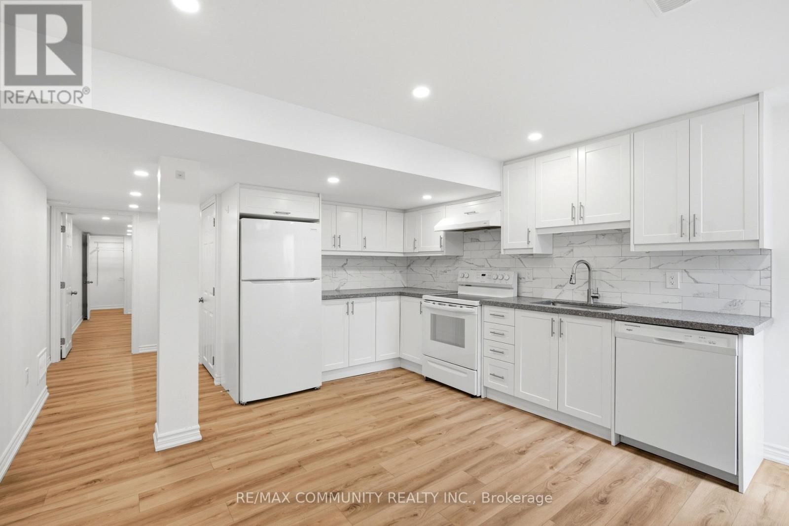 Lower - 39 Carter-Bennett Drive, Ajax, Ontario  L1T 4N4 - Photo 9 - E12963300