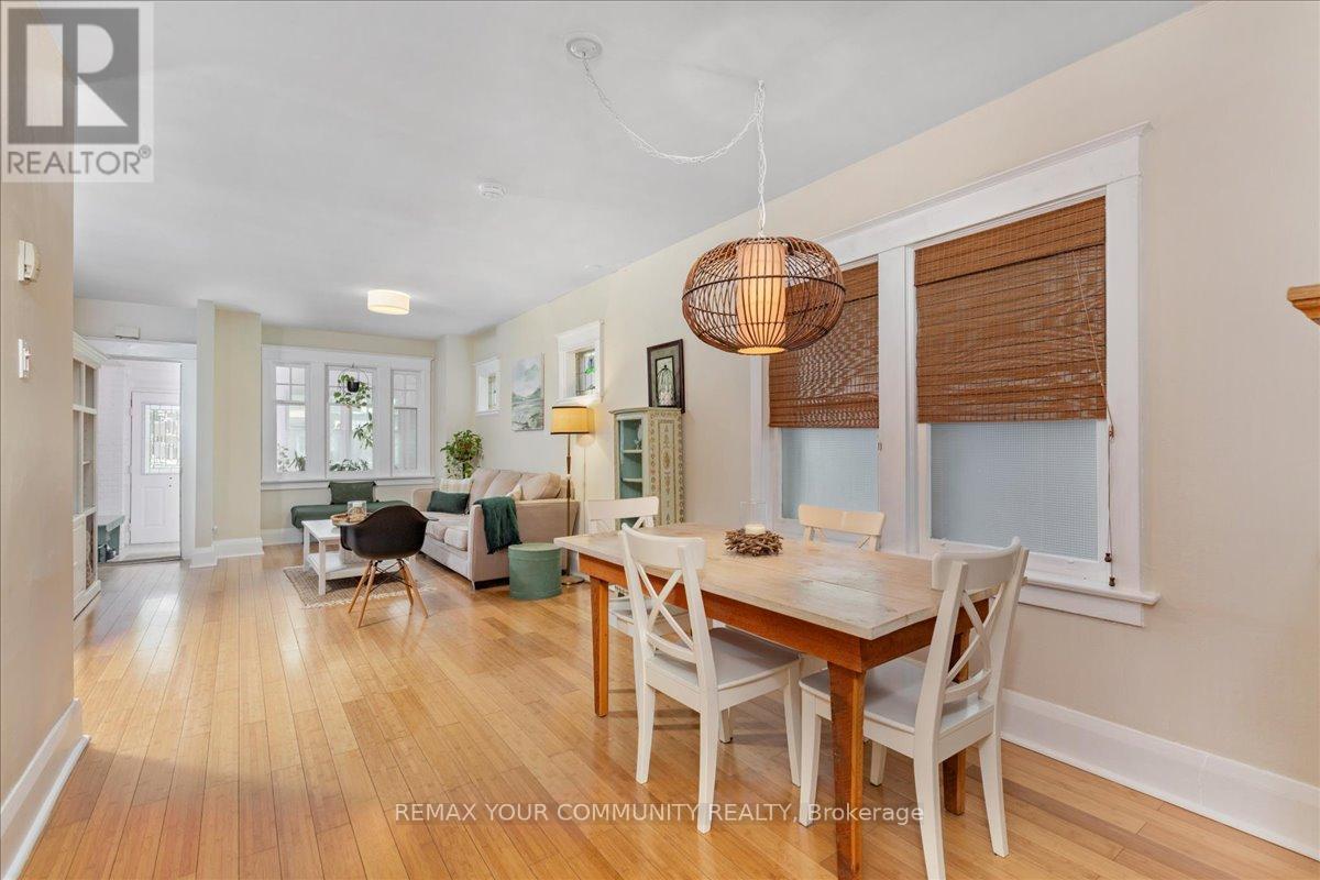 917 Broadview Avenue, Toronto, Ontario  M4K 2R2 - Photo 10 - E12963330