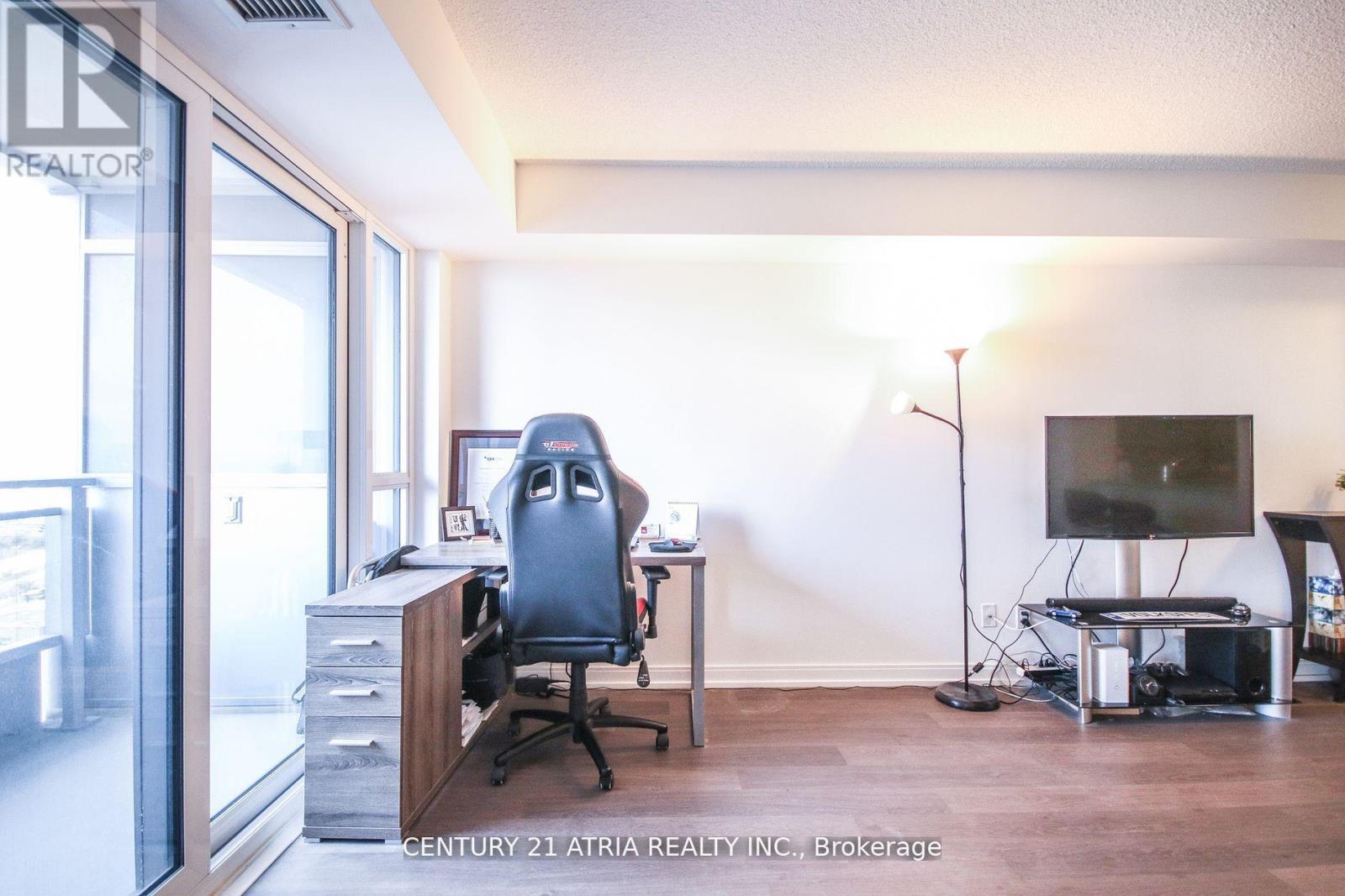 1910 - 255 Village Green Square, Toronto, Ontario  M1S 0L7 - Photo 15 - E12963342