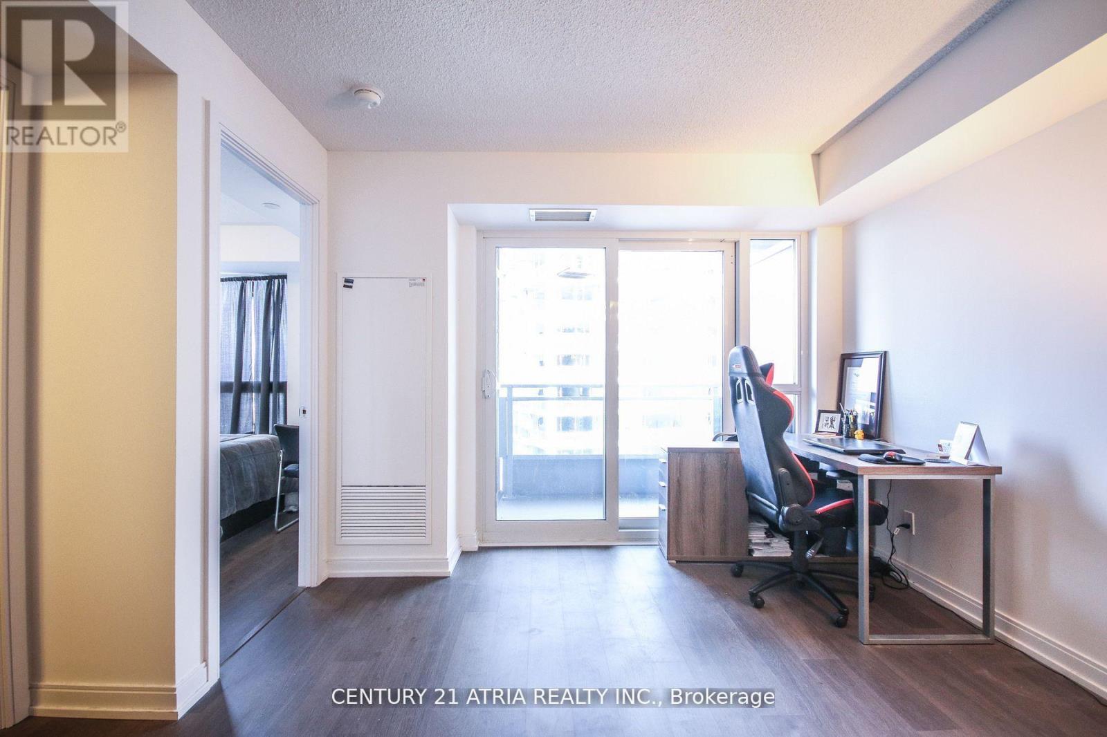 1910 - 255 Village Green Square, Toronto, Ontario  M1S 0L7 - Photo 16 - E12963342