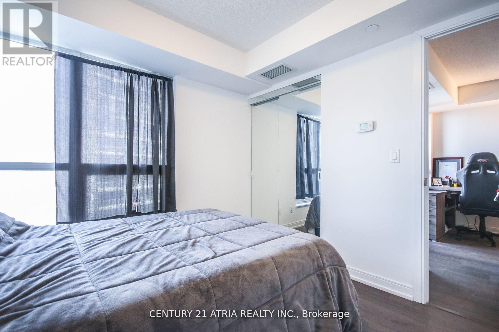 1910 - 255 Village Green Square, Toronto, Ontario  M1S 0L7 - Photo 19 - E12963342