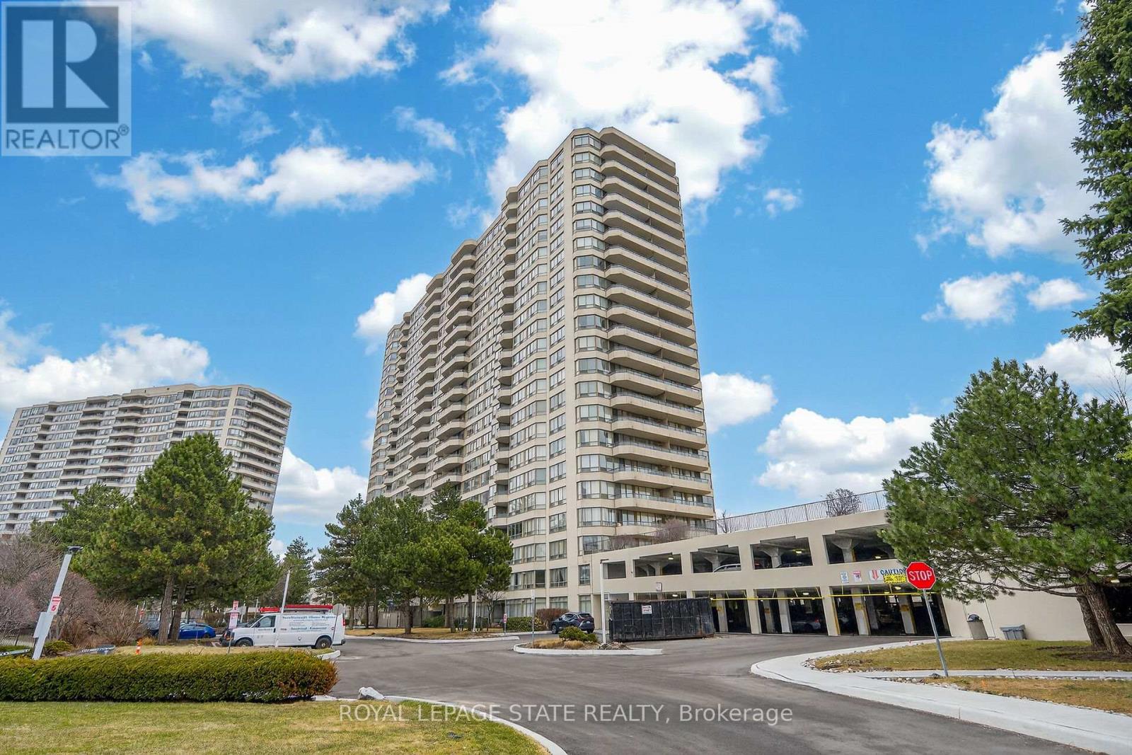 1918 - 3 Greystone Walk Drive, Toronto, Ontario  M1K 5J4 - Photo 2 - E12963408