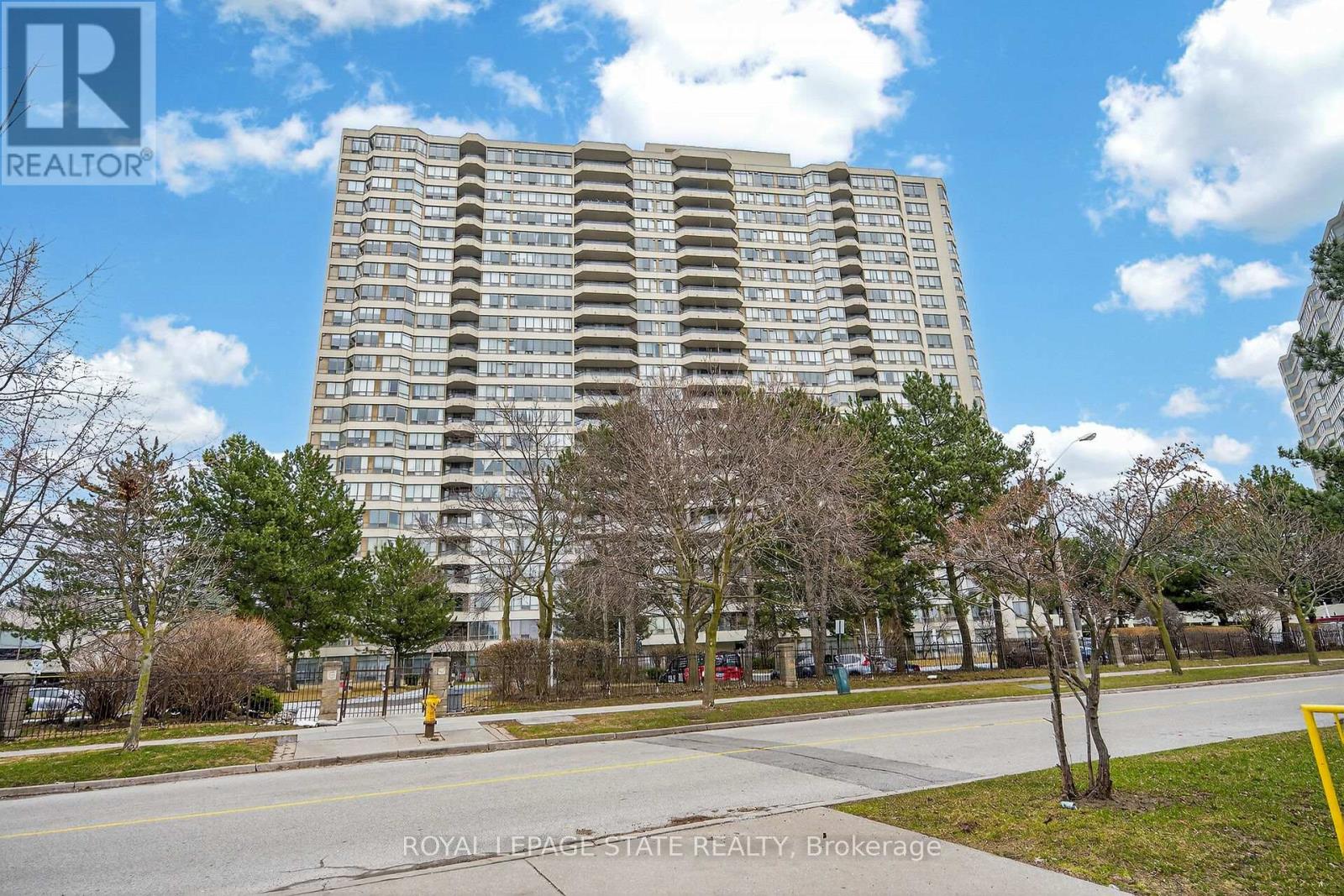 1918 - 3 Greystone Walk Drive, Toronto, Ontario  M1K 5J4 - Photo 3 - E12963408