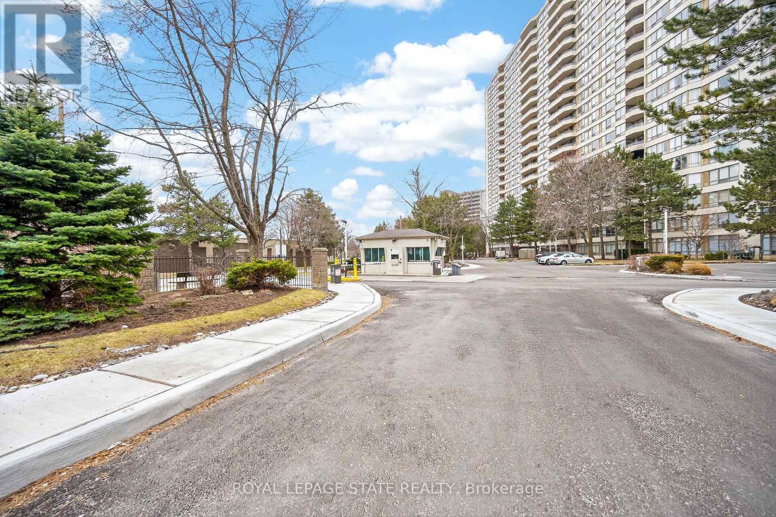 1918 - 3 Greystone Walk Drive, Toronto, Ontario  M1K 5J4 - Photo 4 - E12963408