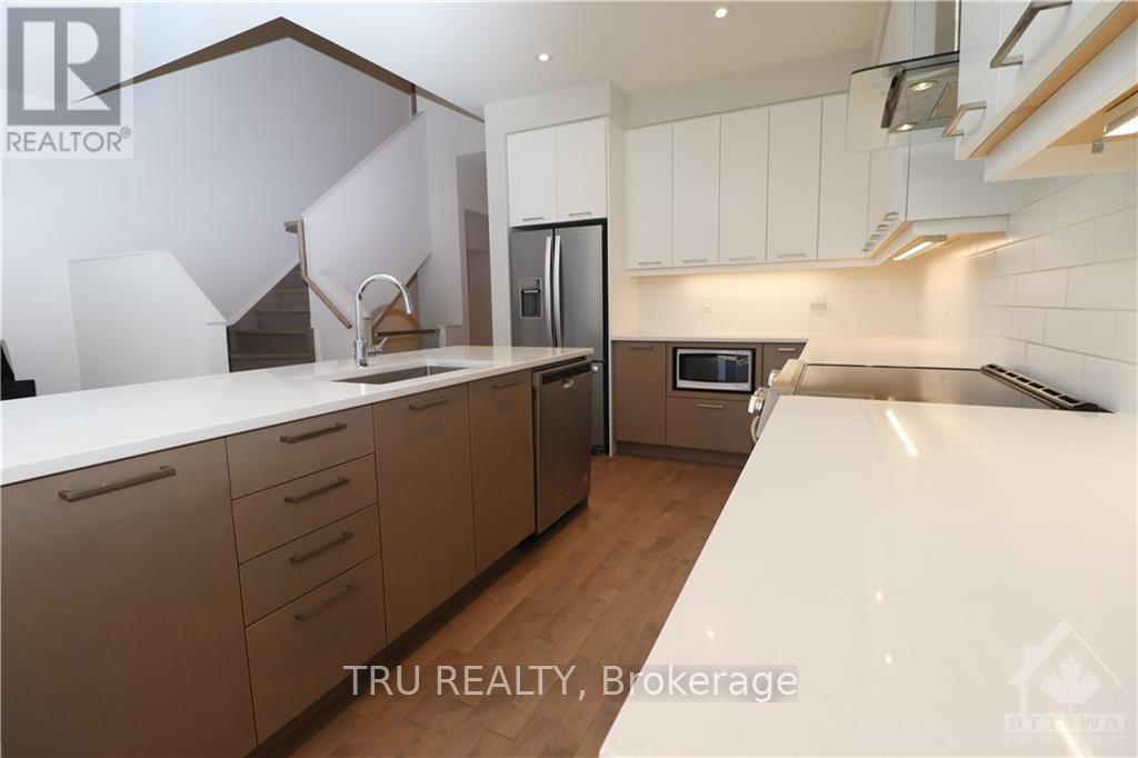 866 Quartet Avenue, Ottawa, Ontario  K1X 0C6 - Photo 6 - X12963164