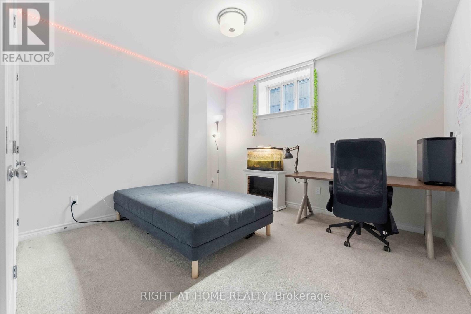 272 Maygrass Way, Ottawa, Ontario  K2S 2K9 - Photo 28 - X12963294