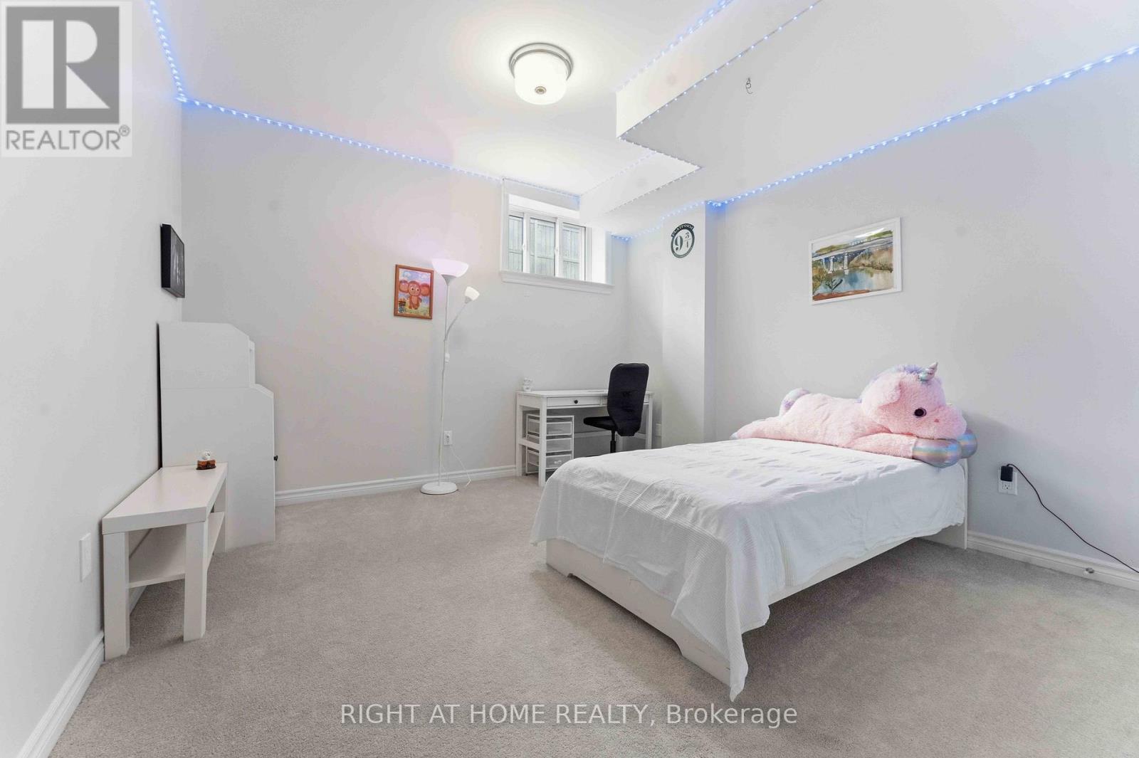 272 Maygrass Way, Ottawa, Ontario  K2S 2K9 - Photo 32 - X12963294