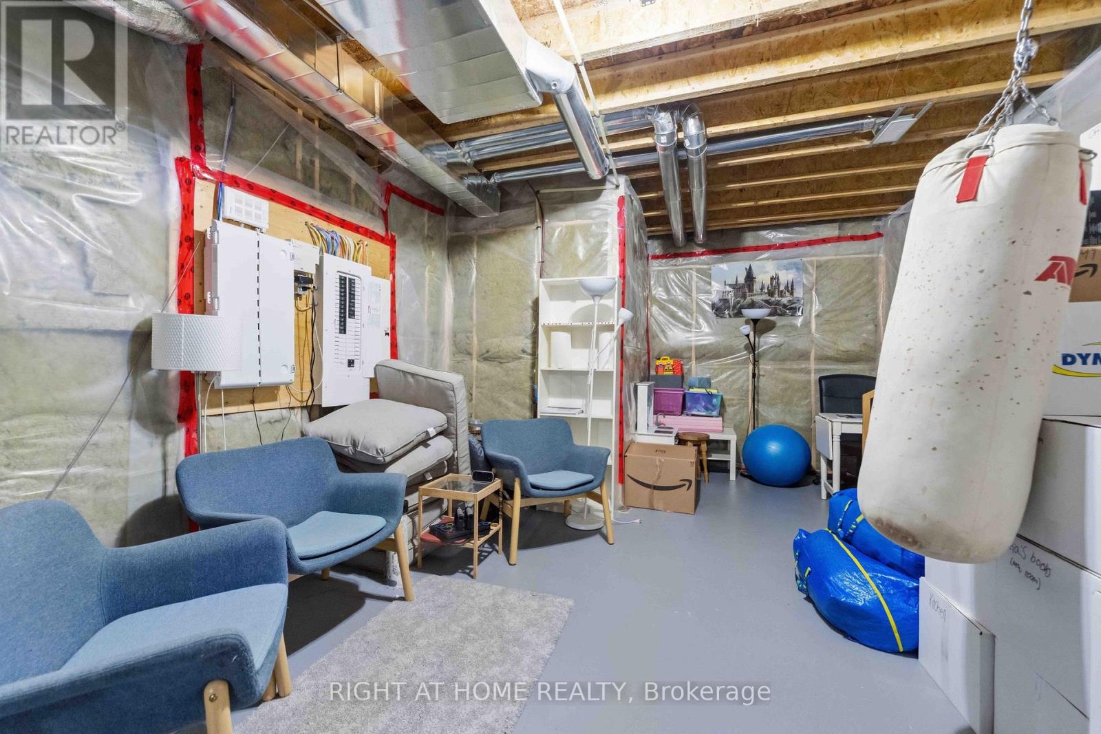 272 Maygrass Way, Ottawa, Ontario  K2S 2K9 - Photo 36 - X12963294