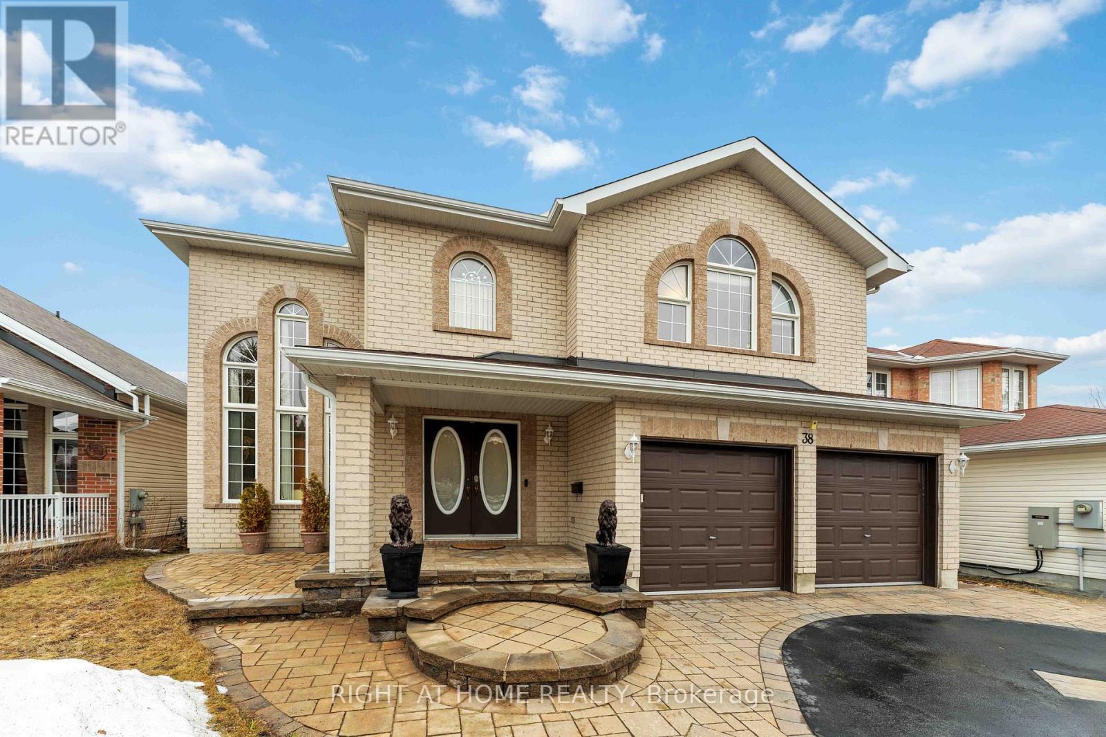 38 PENRITH STREET, Ottawa, Ontario